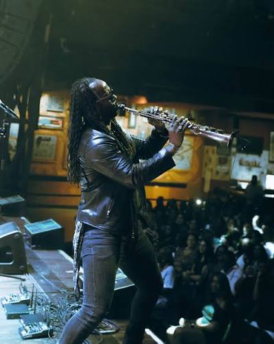 Chris Mitchell live in concert